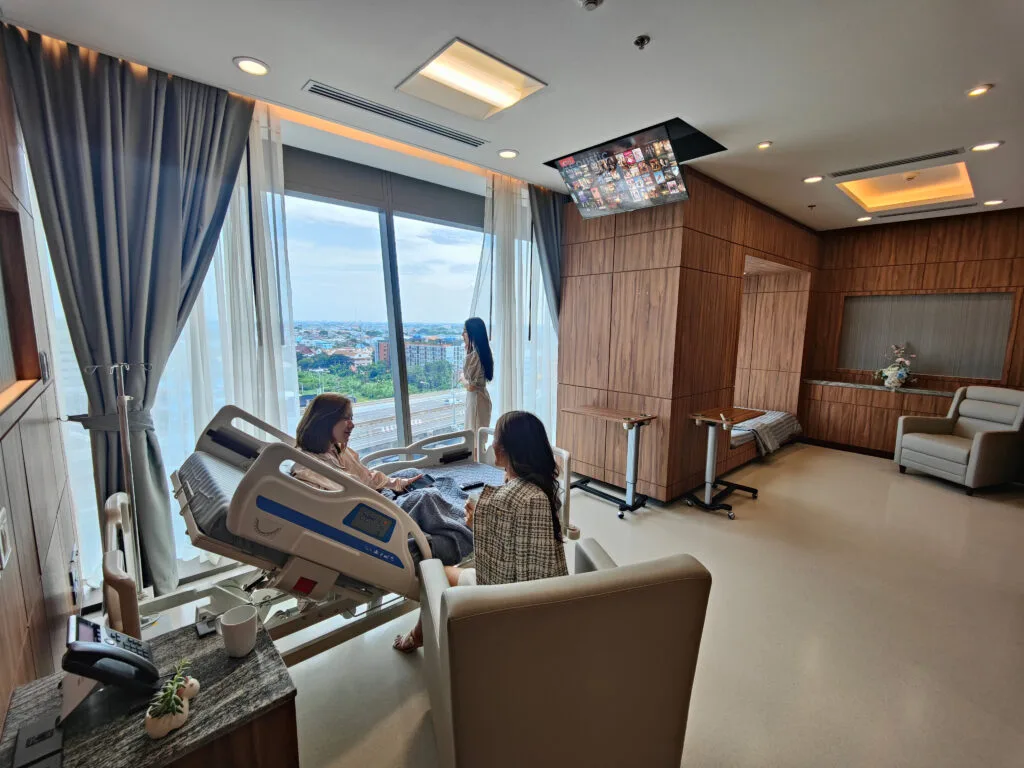 VIP Family Room 2 Wih Hospital