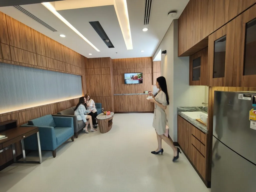 VIP Family Room 4 Wih Hospital